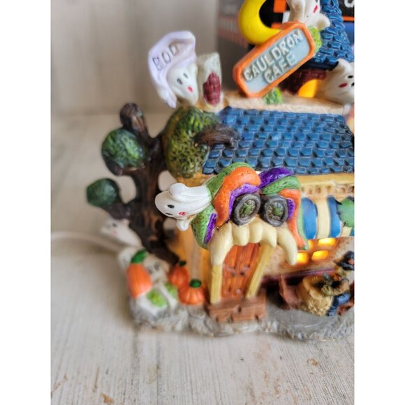 Spooky Hollow cauldron Cafe ceramic vintage Halloween village accessory - Picture 2 of 9